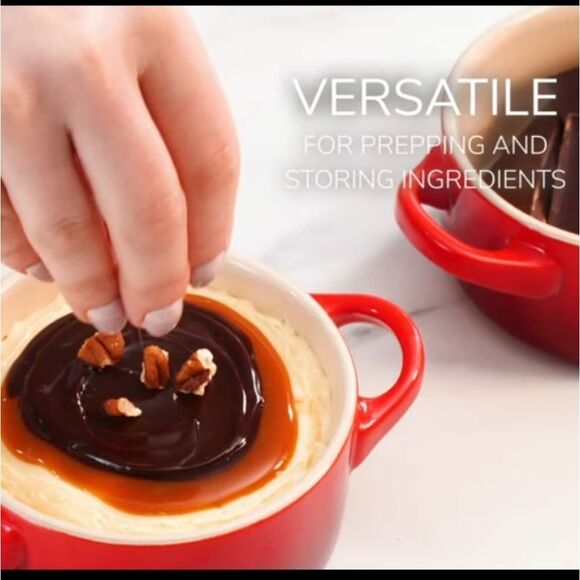 Le Creuset 10cm Petit Round Cocotte- Carmin - Picture 4 of 13